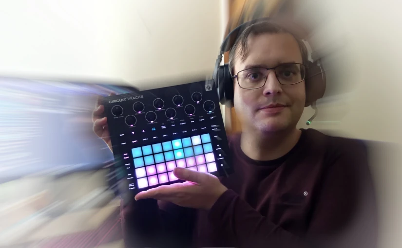 Review and criticism of Novation Circuit Tracks